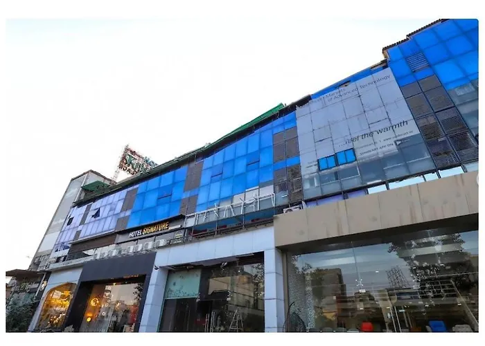 Hotel Shree Niwas